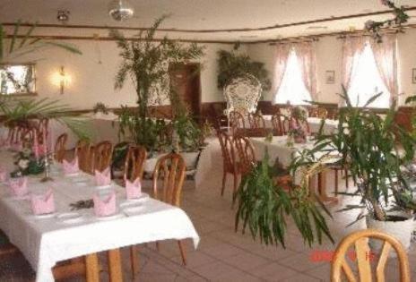 Zeesener Gasthof Hotell Königs Wusterhausen Exteriör bild